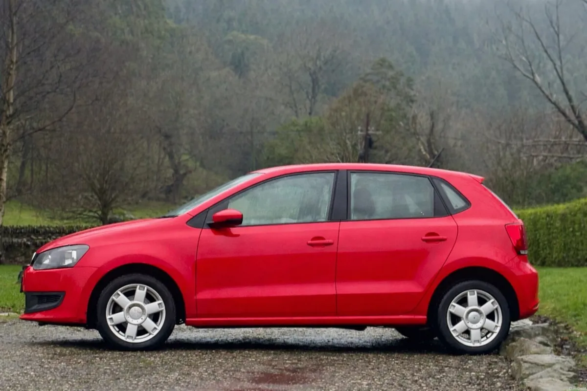 10 Volkswagen Polo 1.2 88kms One Owner Irish Car - Image 3