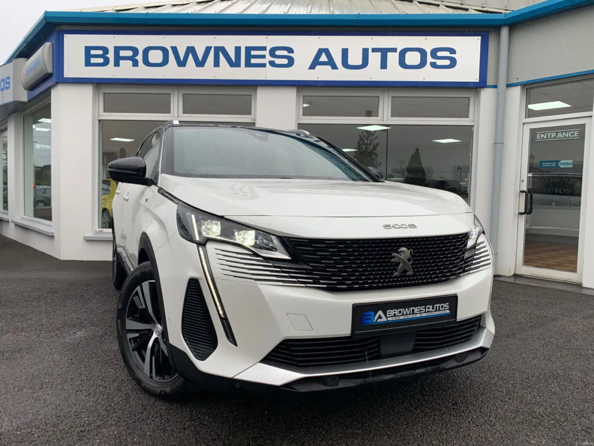 2023 Peugeot 5008 GT Premium - Image 3