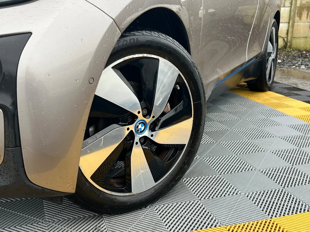 BMW i3 - Image 3