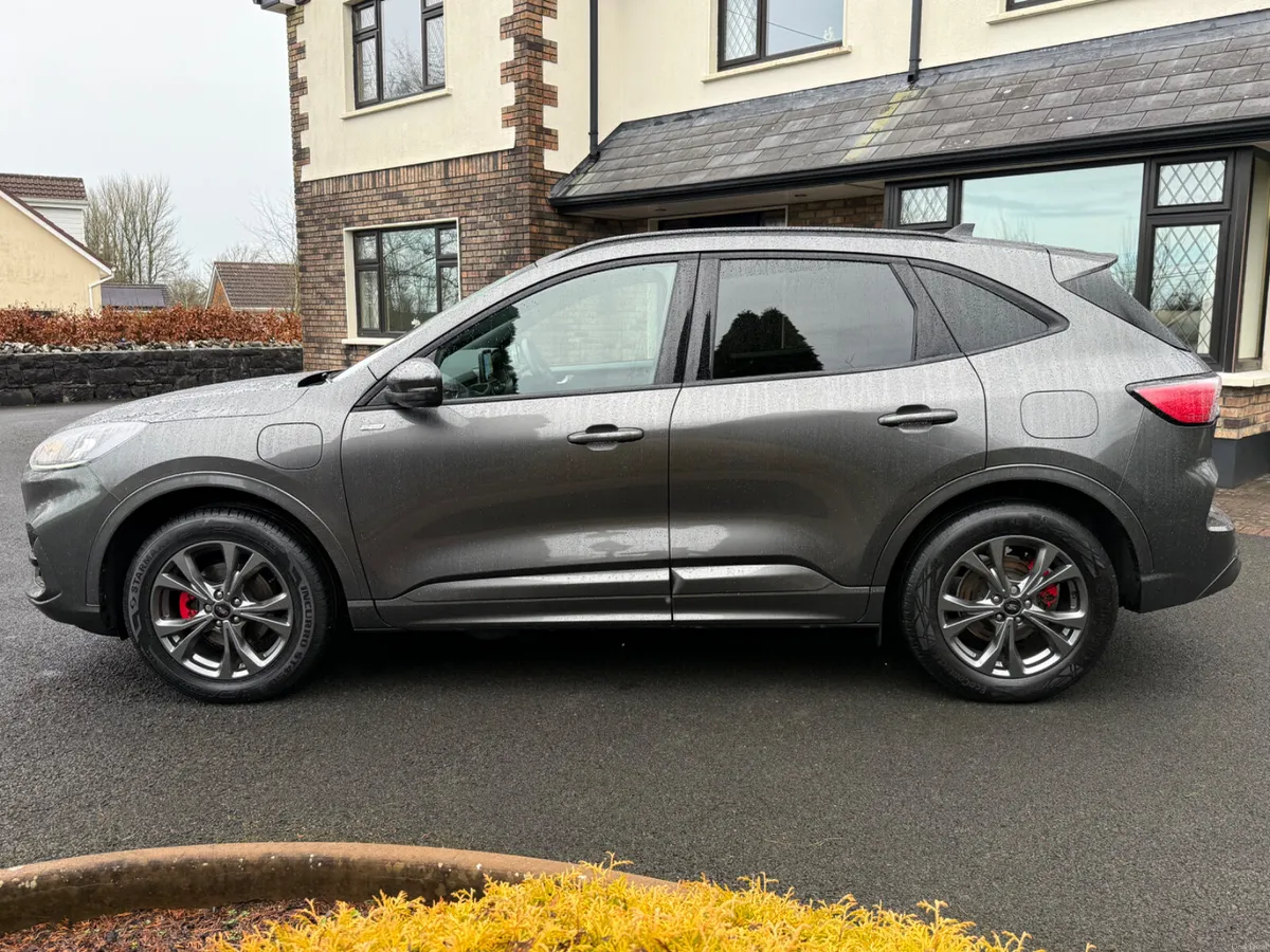 Immaculate 231 Ford Kuga ST Line PHEV! - Image 4