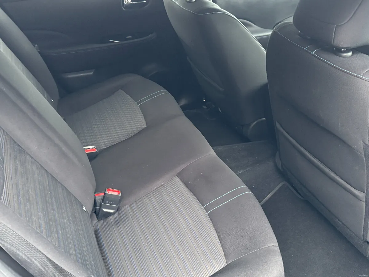 2019 Nissan Leaf 40kWh SV - Image 4