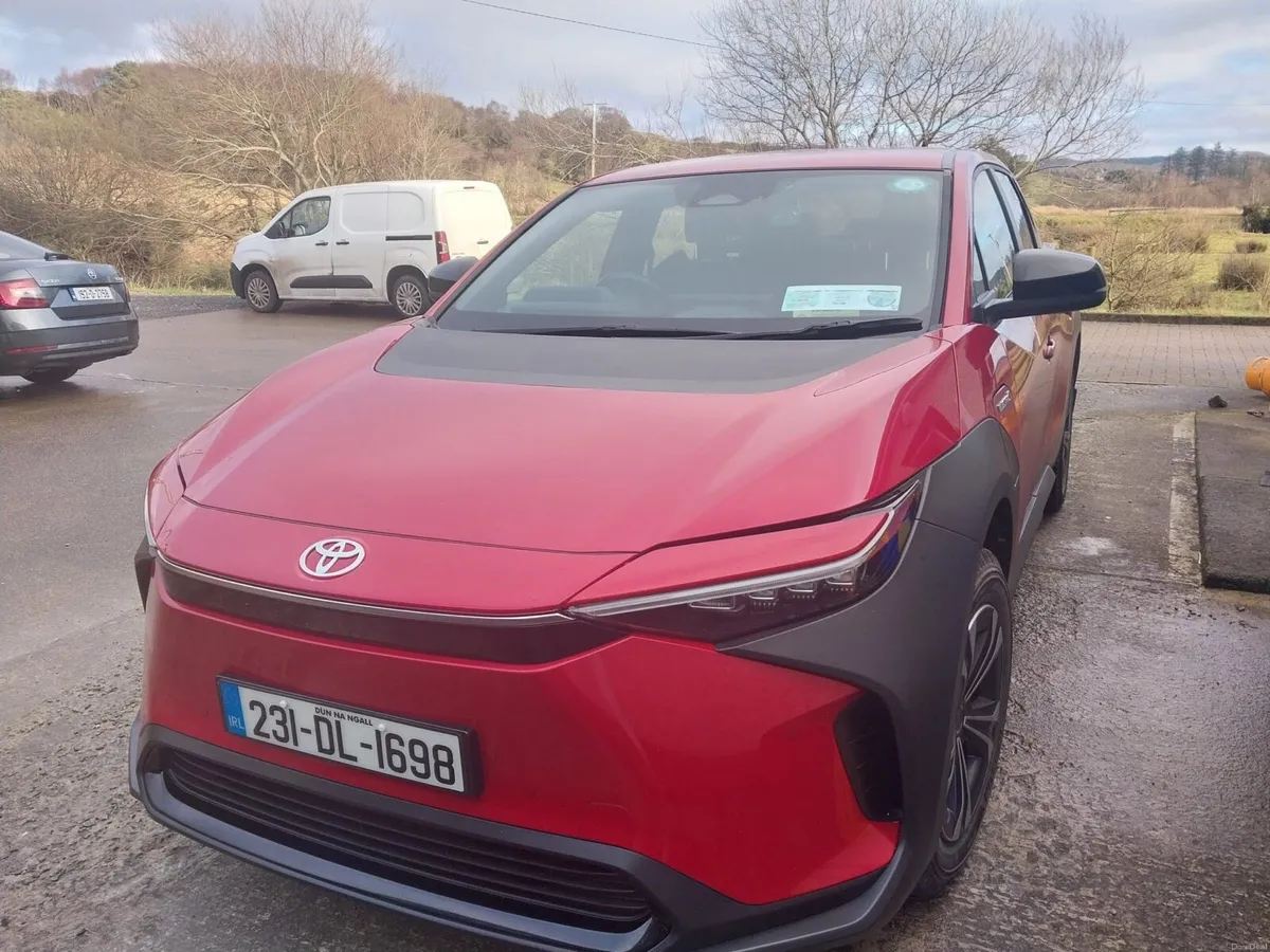 Toyota BZ4X full Electric - Image 2