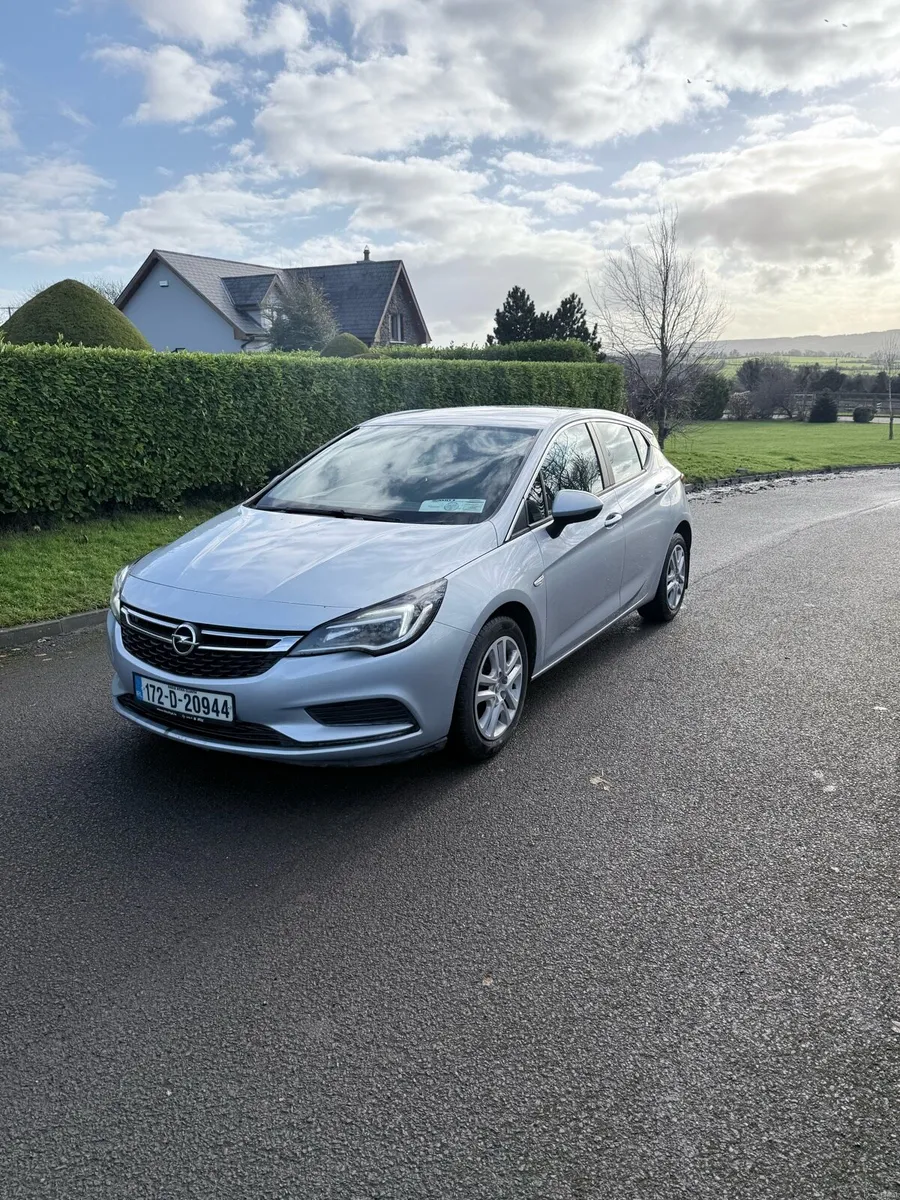 Opel Astra - Image 1
