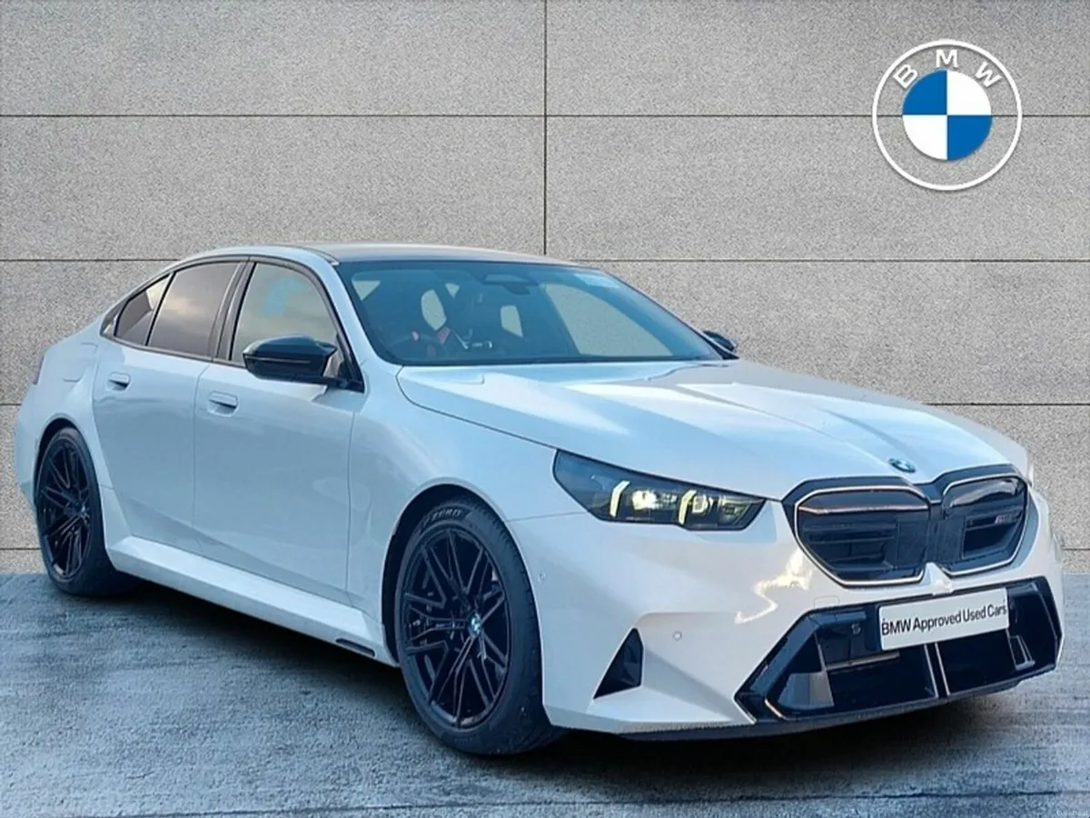 BMW M5 Saloon - Image 1