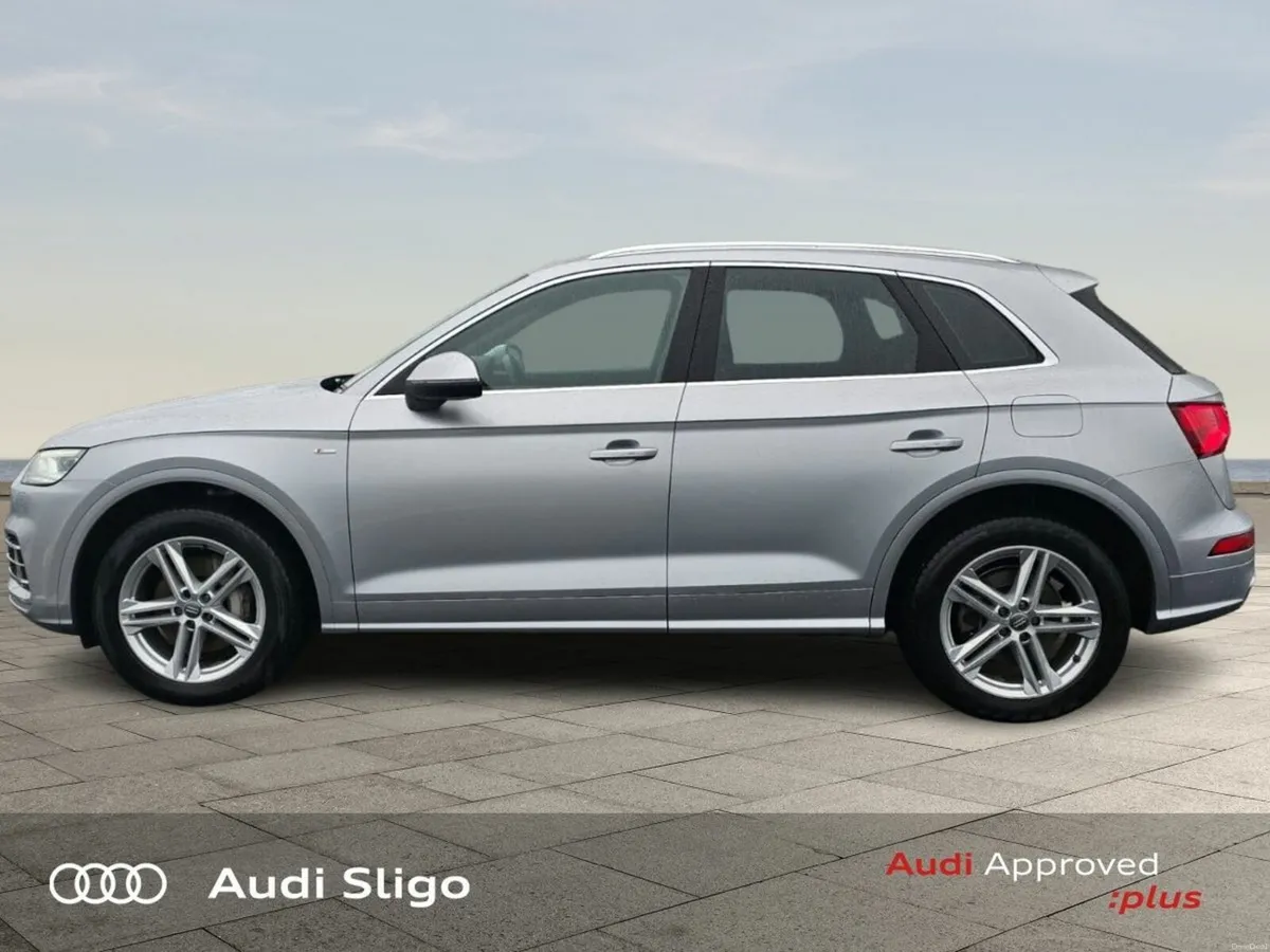 Audi Q5 2.0TFSI e 299Hp quattro S Line Auto - Plug - Image 4