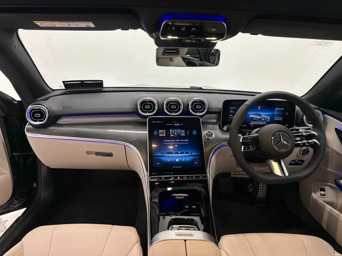 Mercedes-Benz CLE CLE 220 D CABRIOLET AMG LINE+ - Image 3