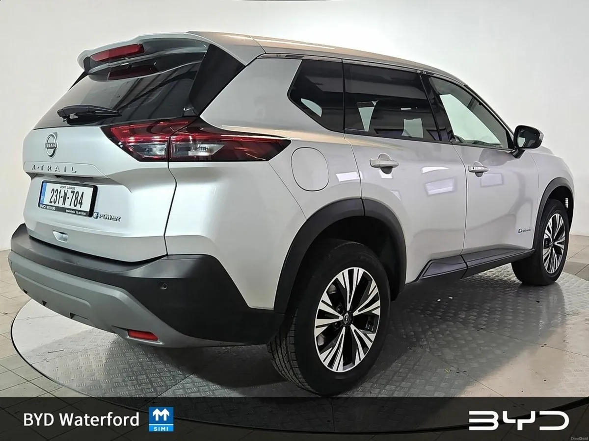 Nissan X-Trail *Low Mileage* *Hybrid* - Reversing - Image 4