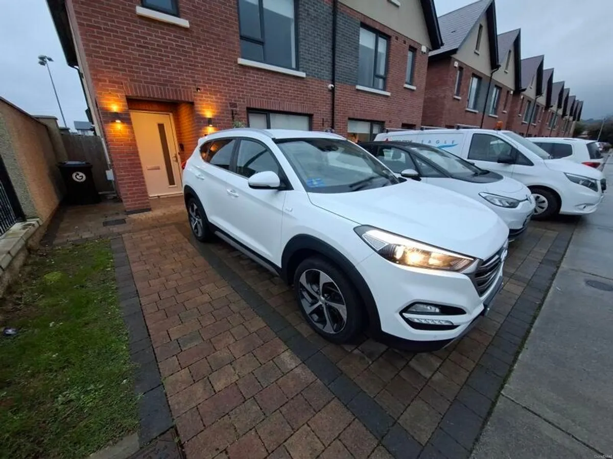 2017 Hyundai Tucson Sport - Fresh NCT - Image 4