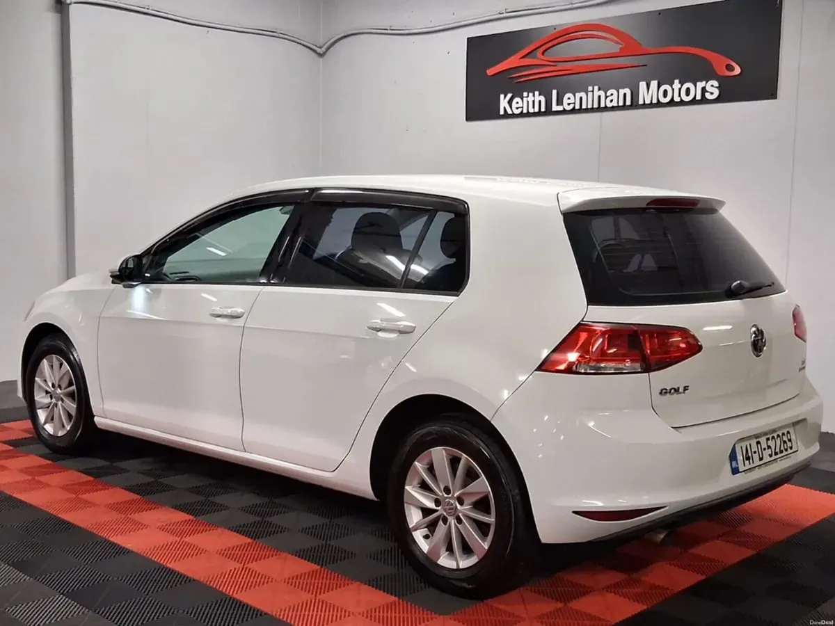 2014 Volkswagen Golf **AUTOMATIC** - Image 3