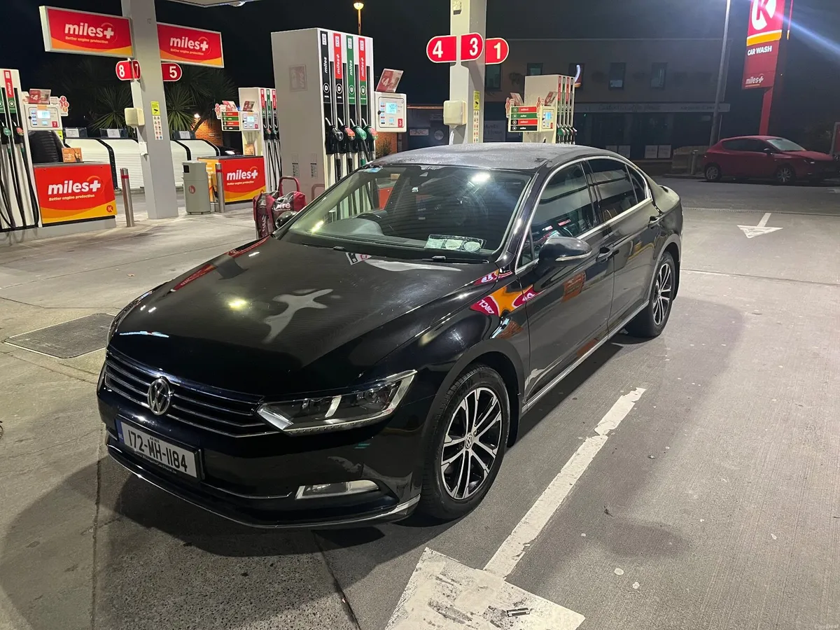 Volkswagen Passat 2017 - Image 1