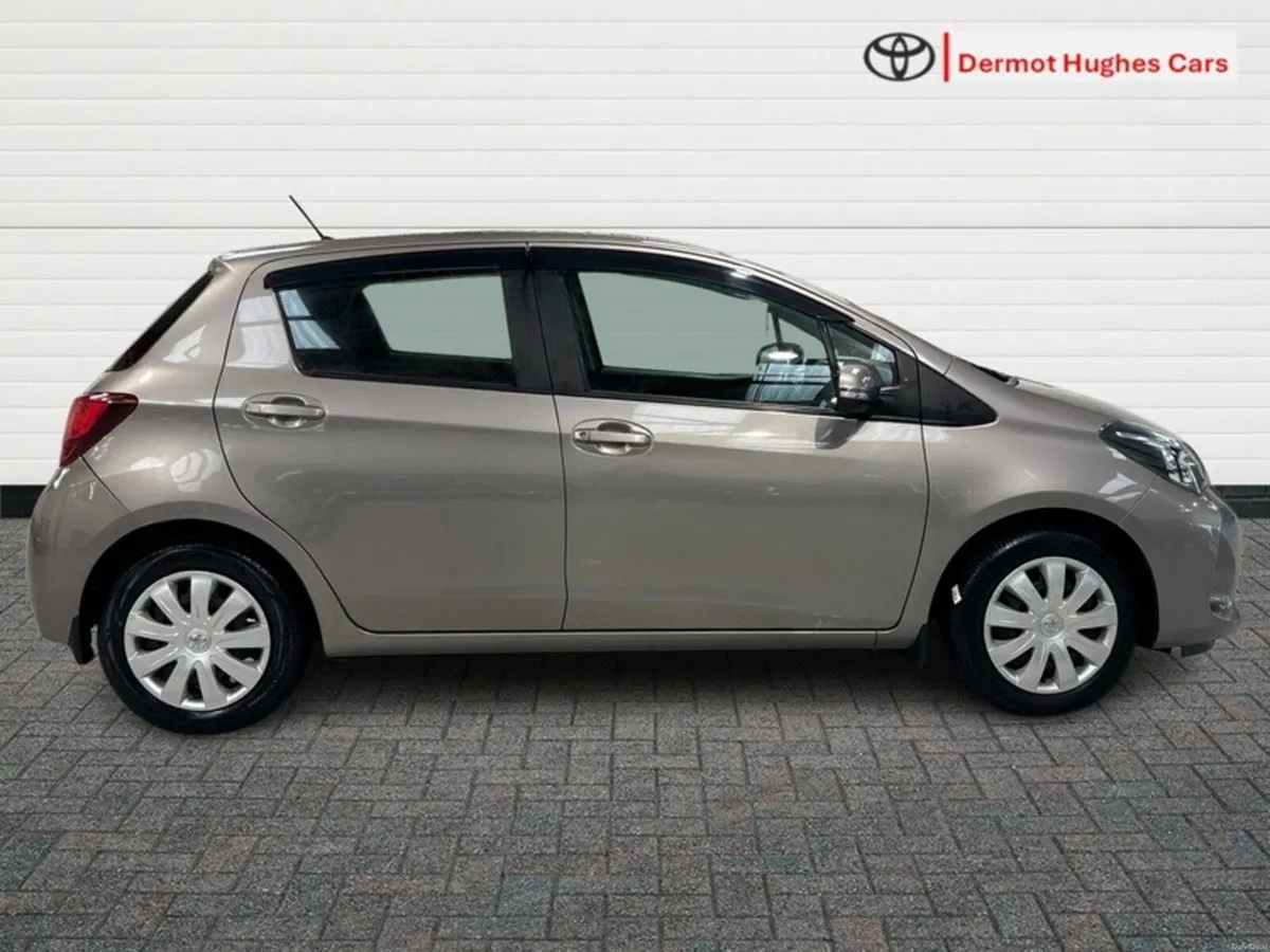Toyota Yaris 1.0 5DR LUNA MC - Image 3