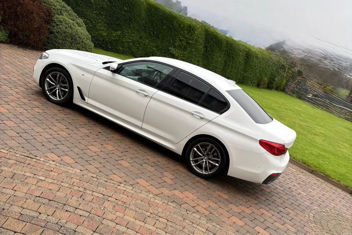 BMW 520d G30 M Sport - Image 4