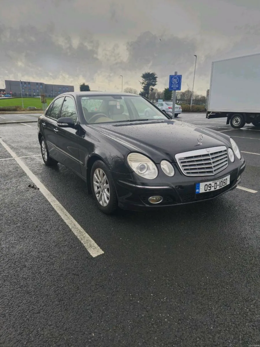 Mercedes Benz E200 K ELEGANCE 2009 180HP - Image 1