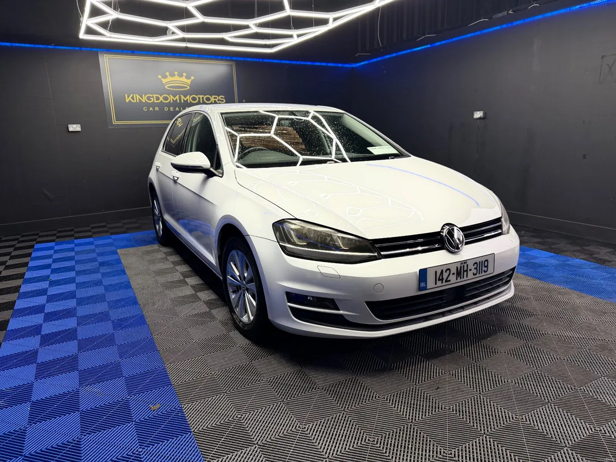 Vw Golf 2014  1.2 Automatic,LOW KM,LIKE NEW - Image 4