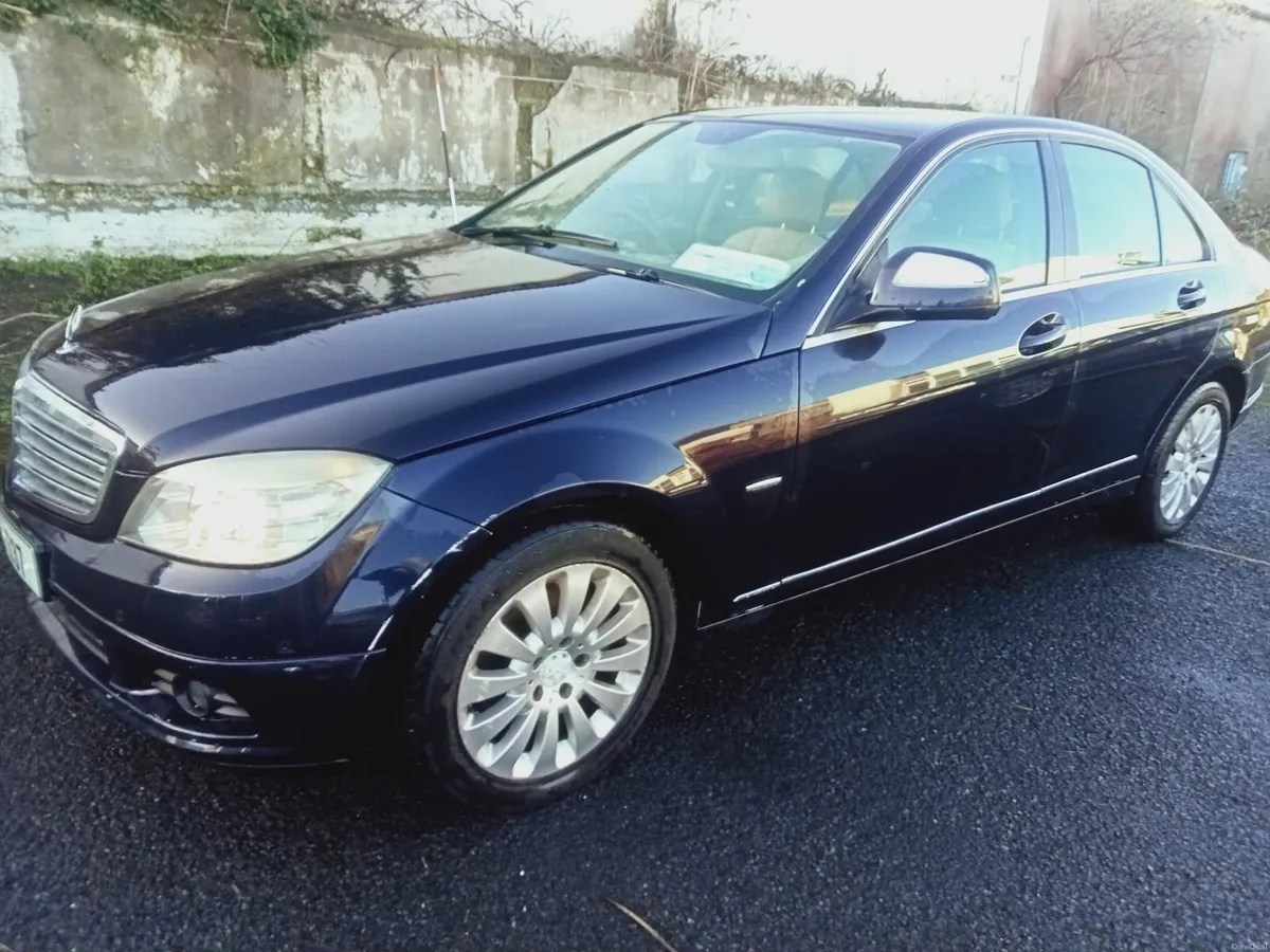 Mercedes-Benz C-Class 2008 - Image 2