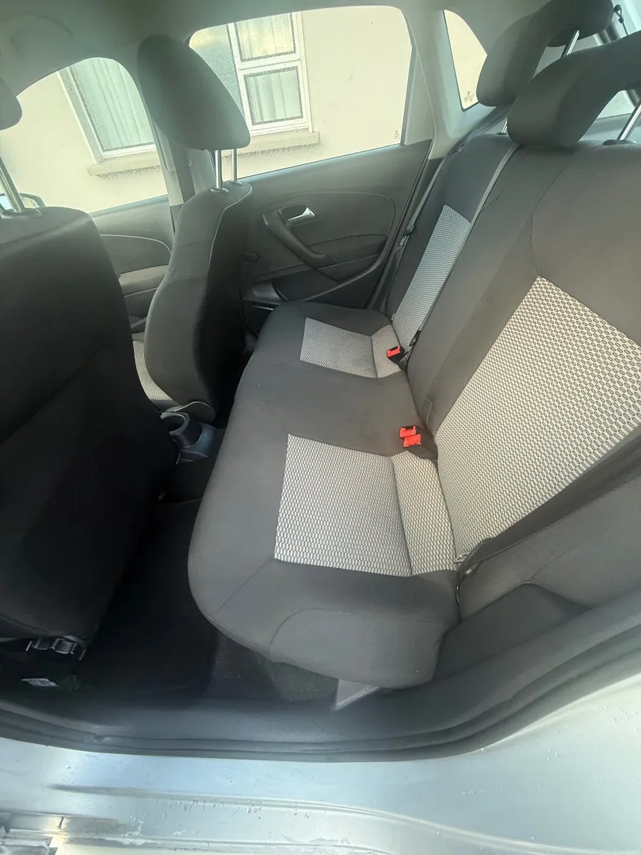 Volkswagen Polo 2011 - Image 3