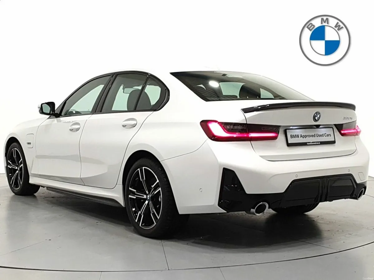 BMW 3-Series 330e M Sport Saloon - Image 3