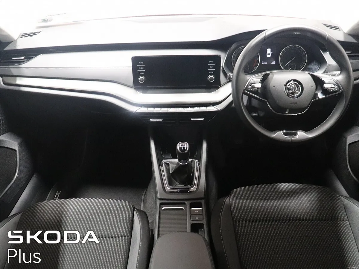 OCTAVIA AMB 2.0TDI 115HP - Image 2