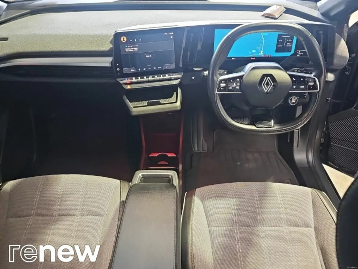 Renault Megane E-Tech TECHNO EV60 220 BHP AUTO 5DR - Image 2