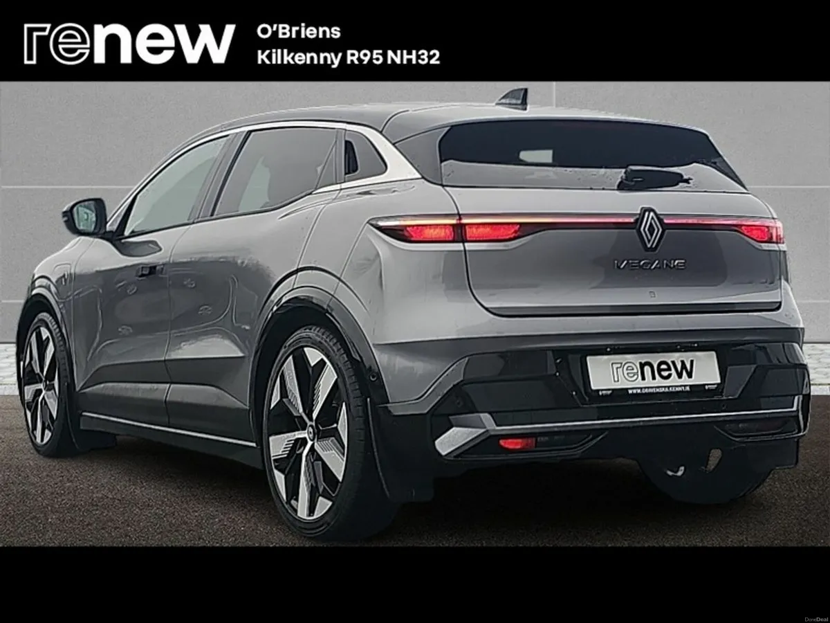 Renault Megane E-Tech TECHNO EV60 220 BHP AUTO 5DR - Image 3