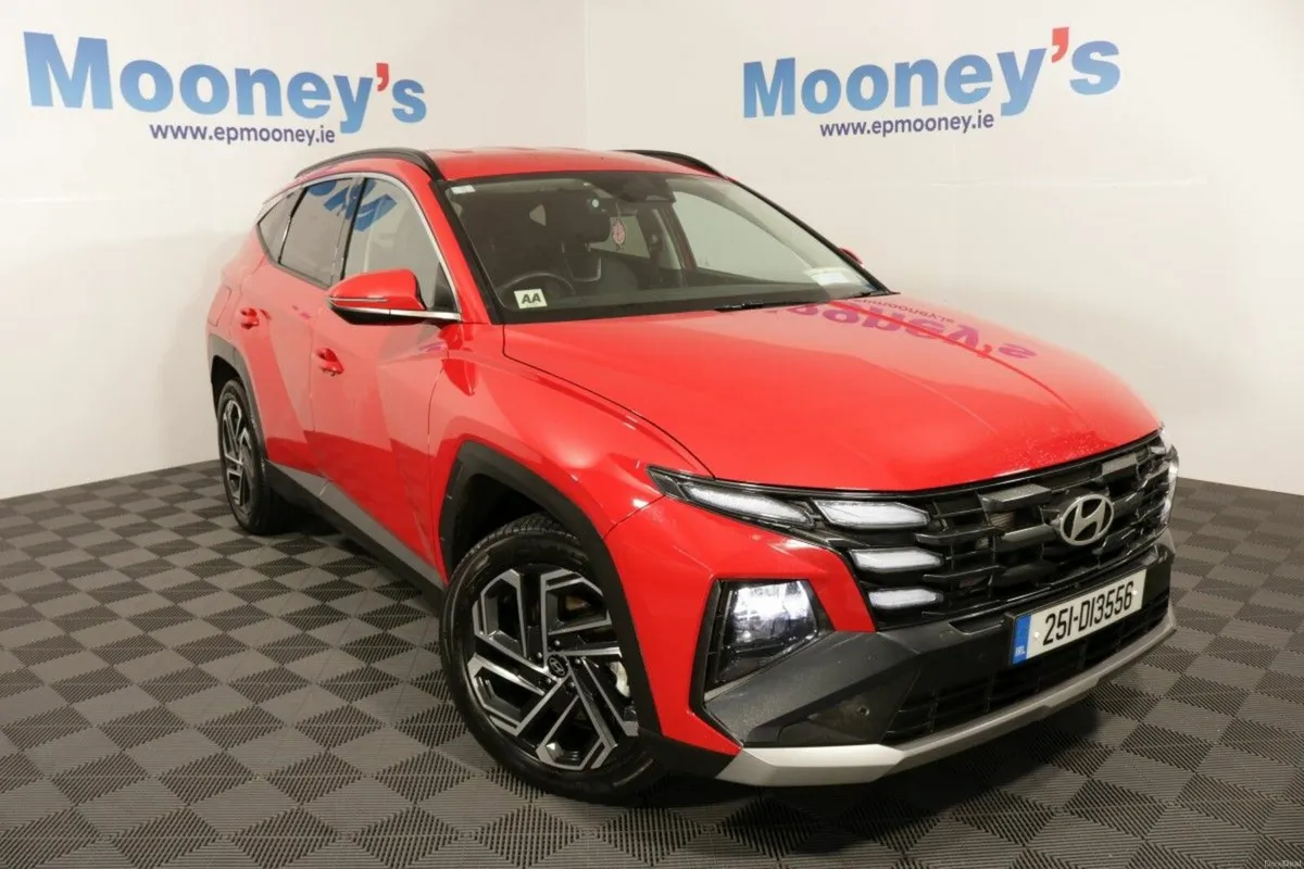 Hyundai Tucson PHEV EXECUTIVE 2WD 1.6L PETROL AUTO - Image 1