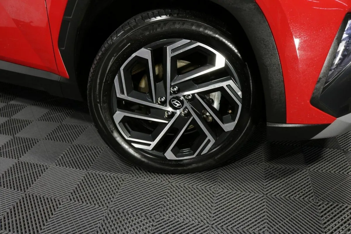 Hyundai Tucson PHEV EXECUTIVE 2WD  - Special 4.99% - Image 4