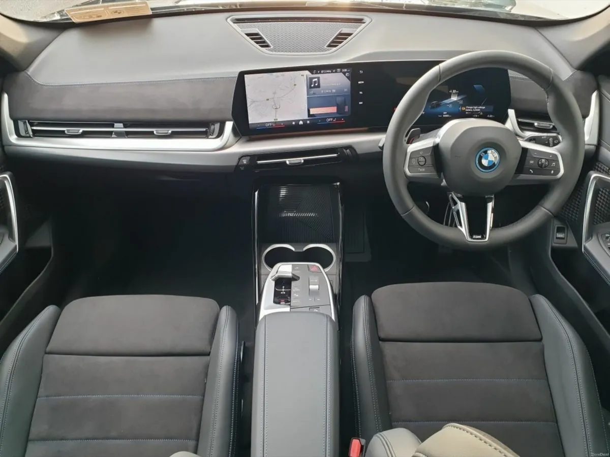 BMW iX1 - Image 4