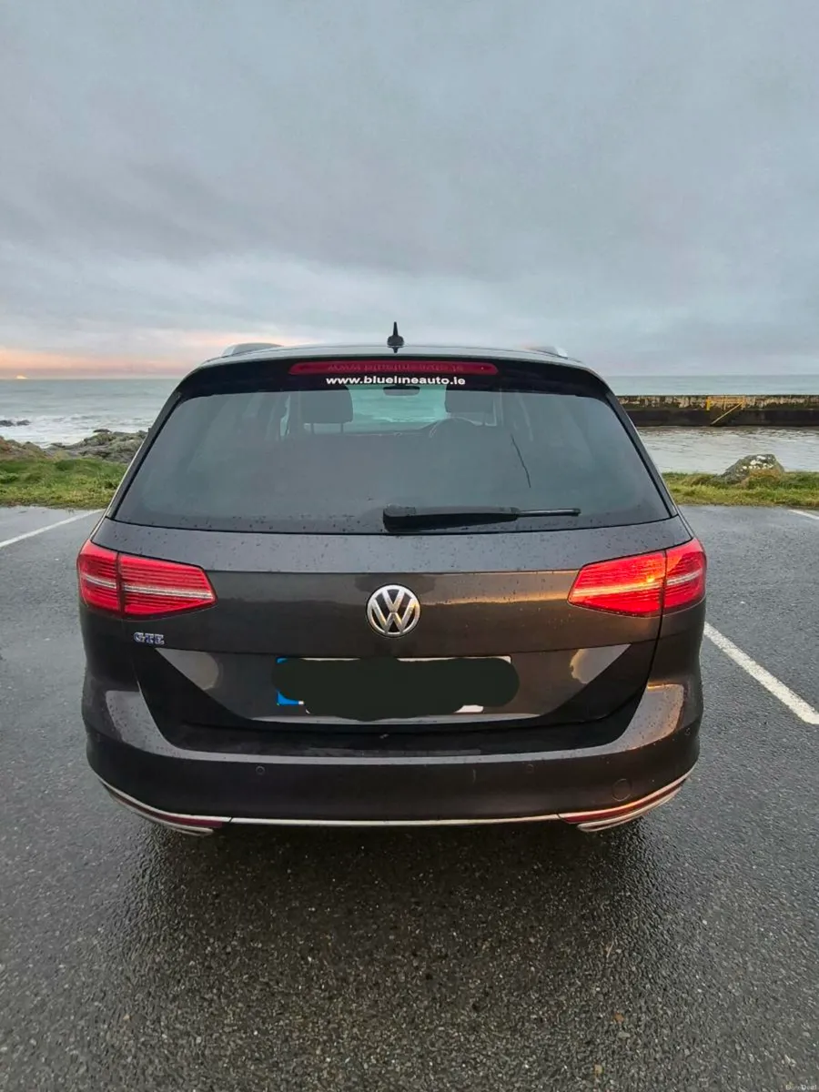 VW Passat GTE estate automatic - Image 4