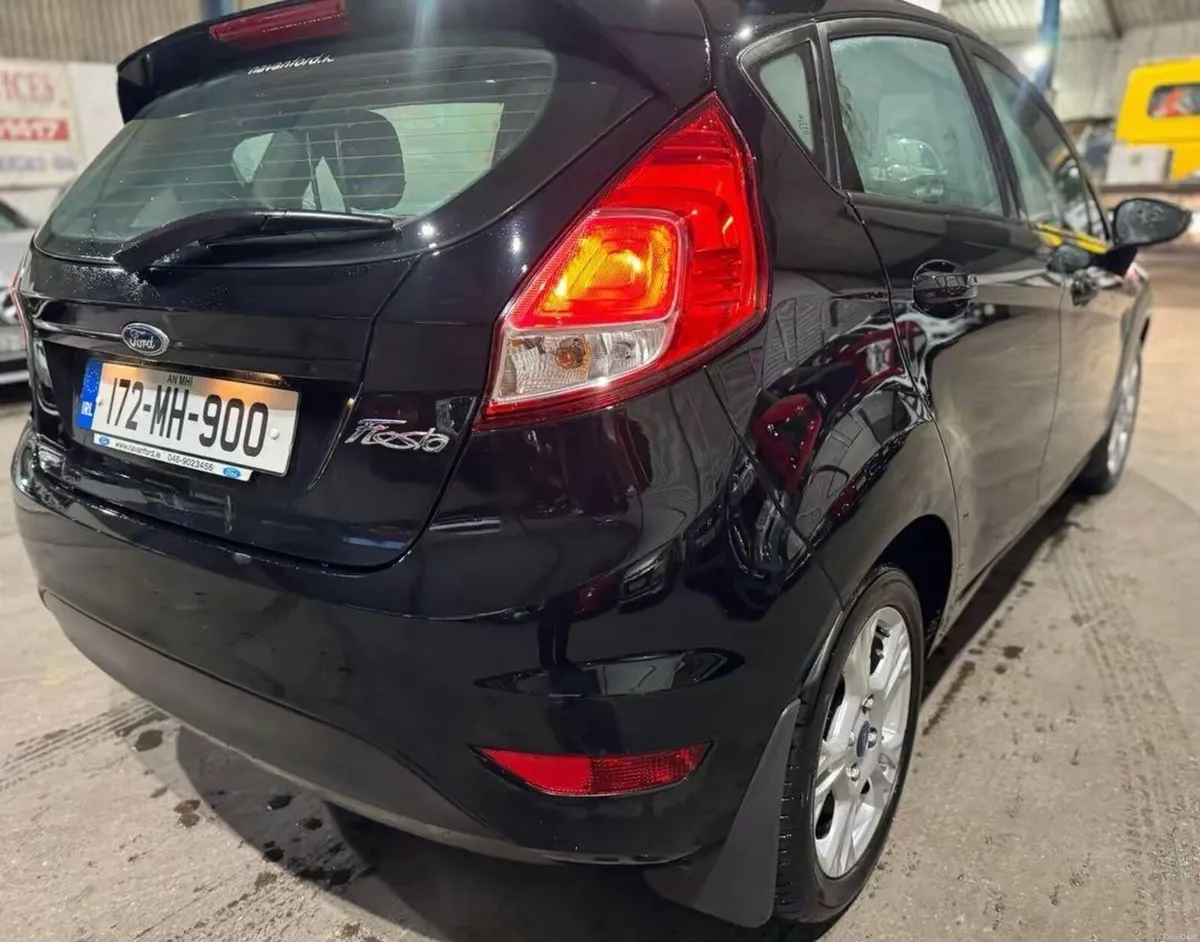 2017 Ford Fiesta 1.2 Ztec very low mileage - Image 3