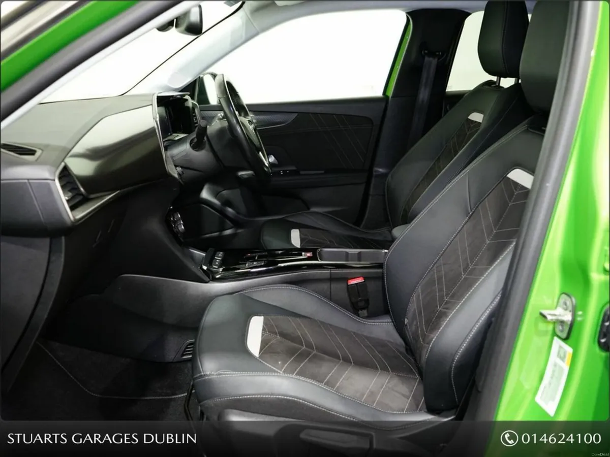 Opel Mokka Ultimate-elec-auto 4DR * Very Low Mille - Image 3