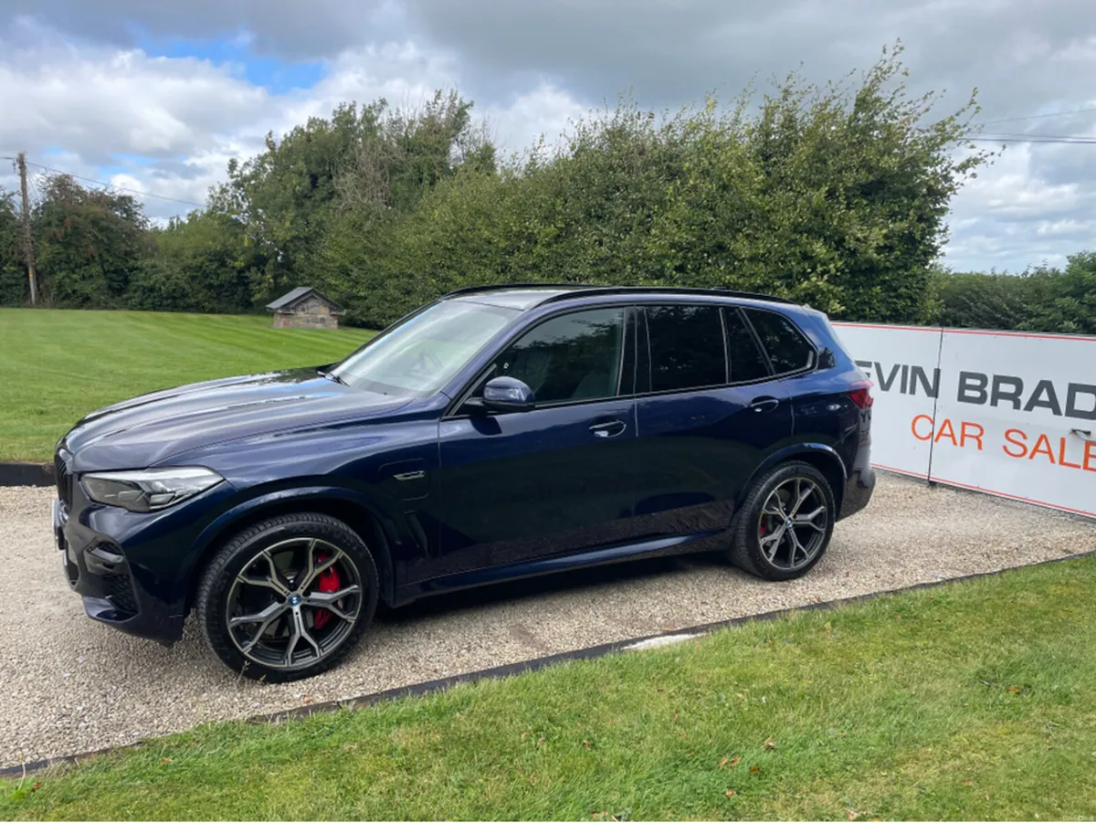 BMW X5 XDRIVE45E M SPORT AUTO 3.0 LITRE PLUG IN HY - Image 3