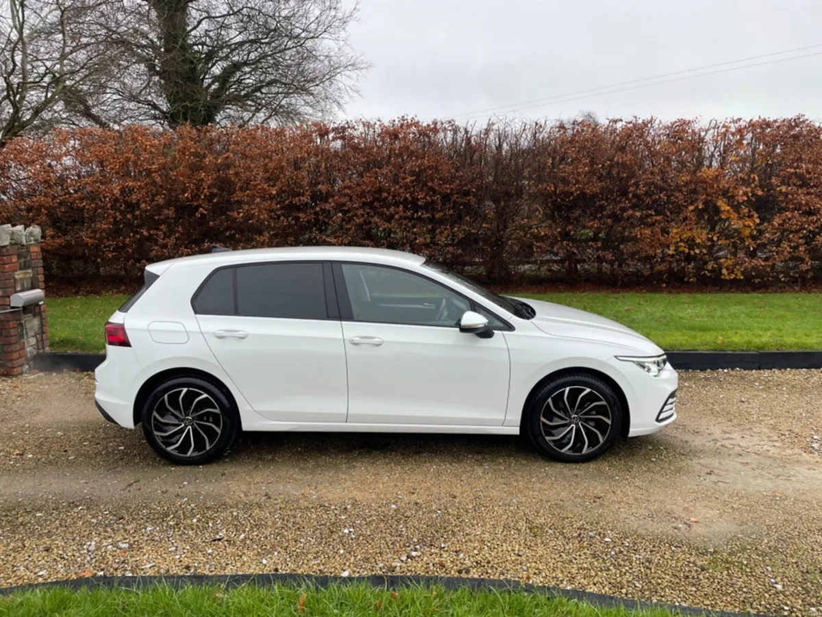 Volkswagen Golf 2.0 TDI 150 BHP DSG AUTO LIFE MODE - Image 4