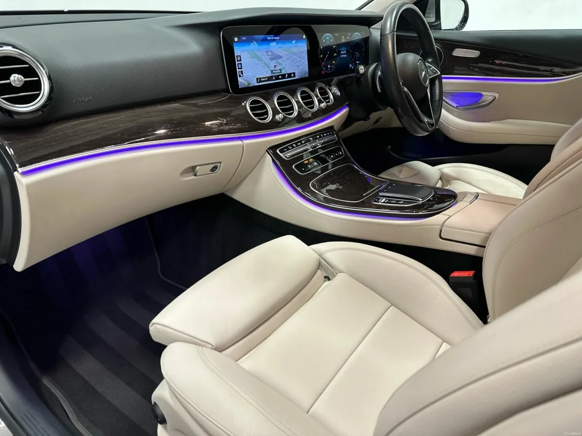 Mercedes-Benz E-Class E300 DE AMG Exterior Line PH - Image 6