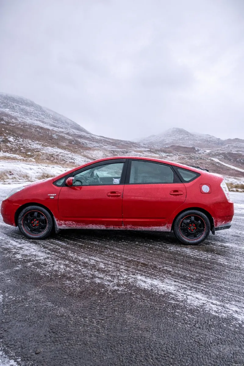 Toyota Prius 2008 High specs Automatic NCT 27 - Image 4