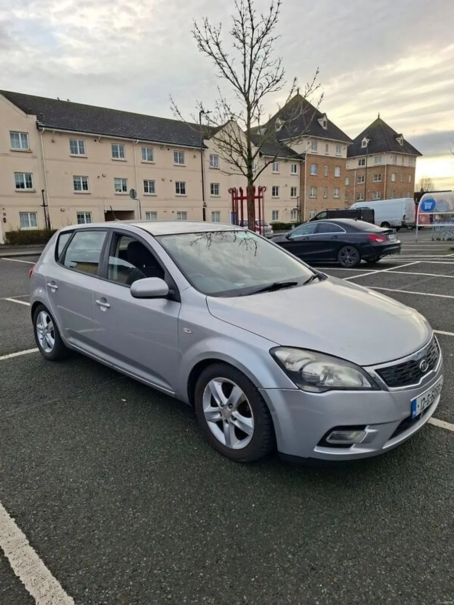 2012 Kia Ceed - Image 1