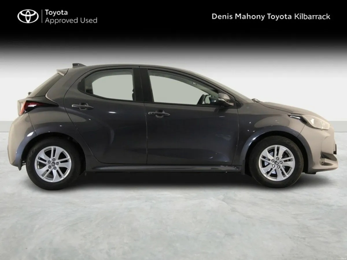 Toyota Yaris 1.5 LUNA - Image 3