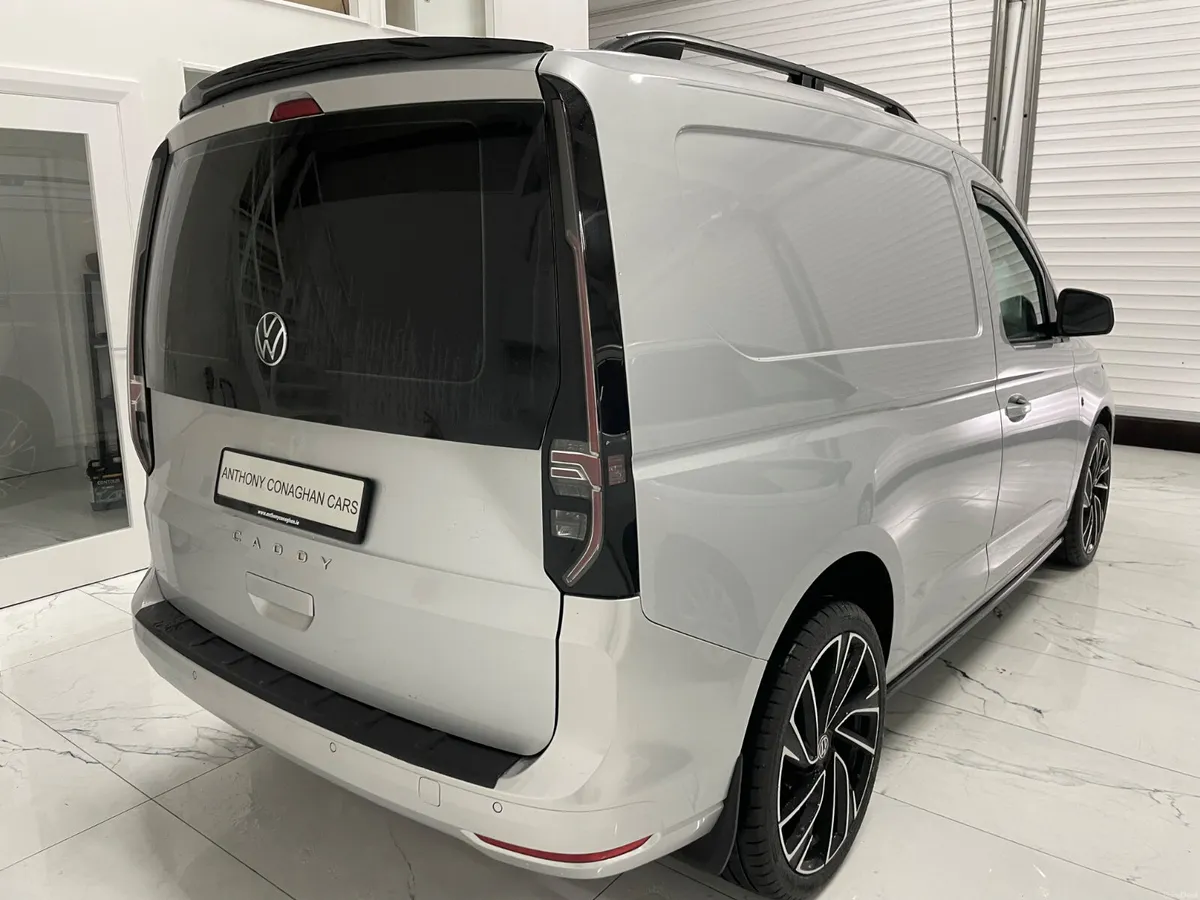 232 Vw Caddy Commerce Pro Huge Spec - Image 3