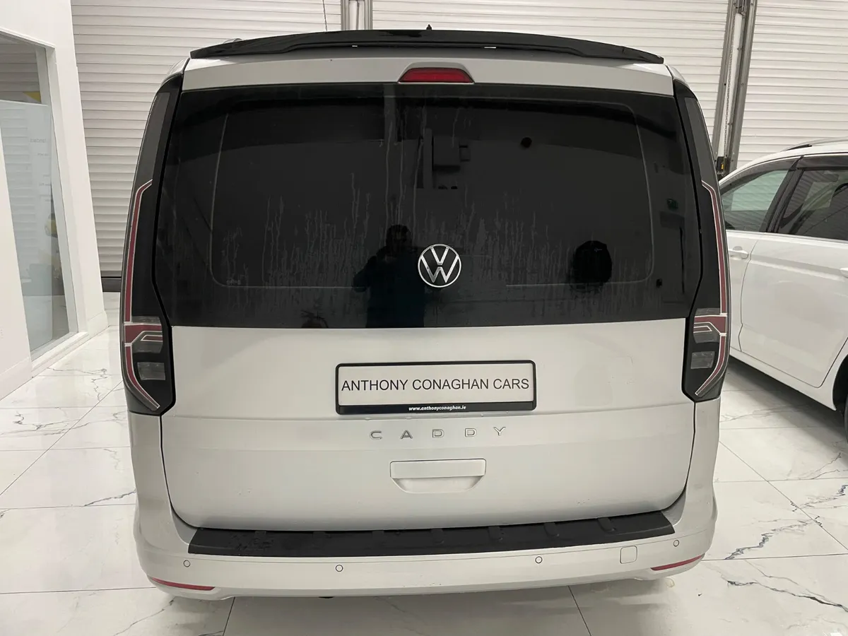 232 Vw Caddy Commerce Pro Huge Spec - Image 4