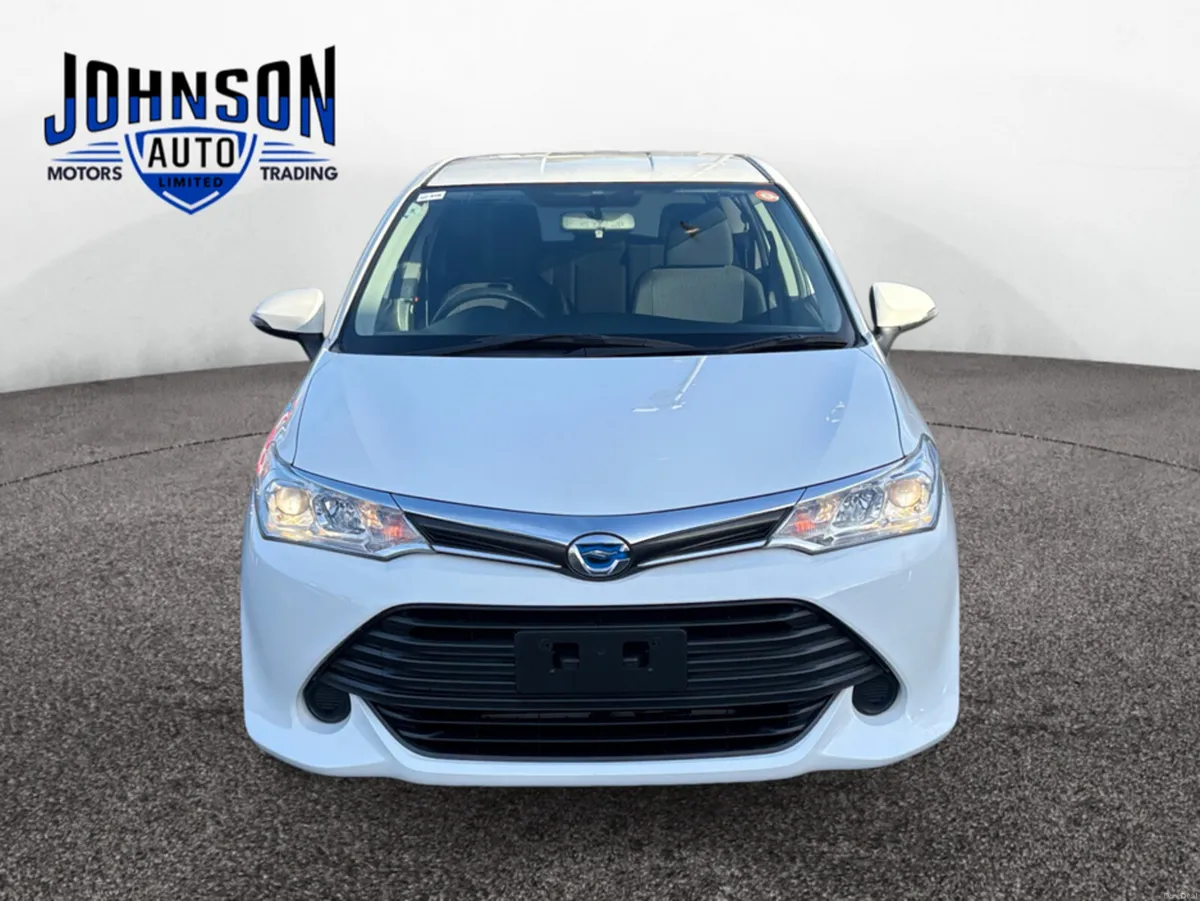 Toyota Corolla 1.5 Fielder Petrol Auto - Image 2