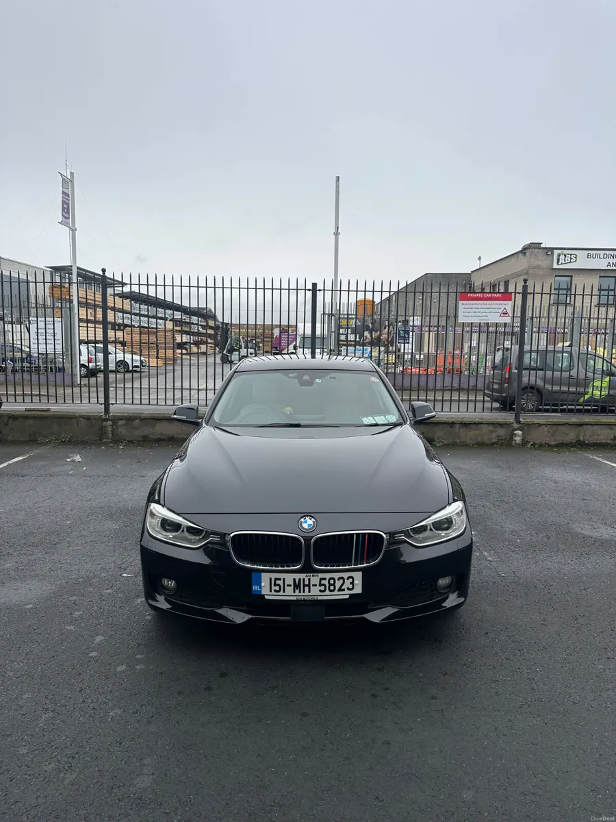 BMW 3-Series 2015  Automatic - Low Miles - Image 2