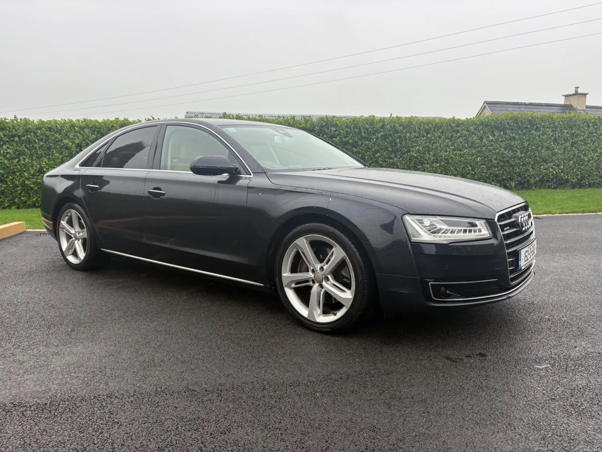 Audi A8 2015 - Image 1