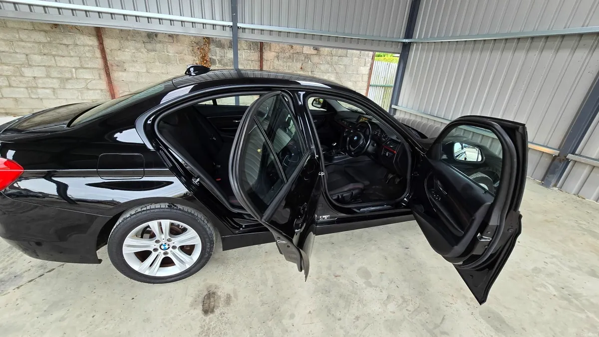 BMW 3-Series 2014 - Image 1