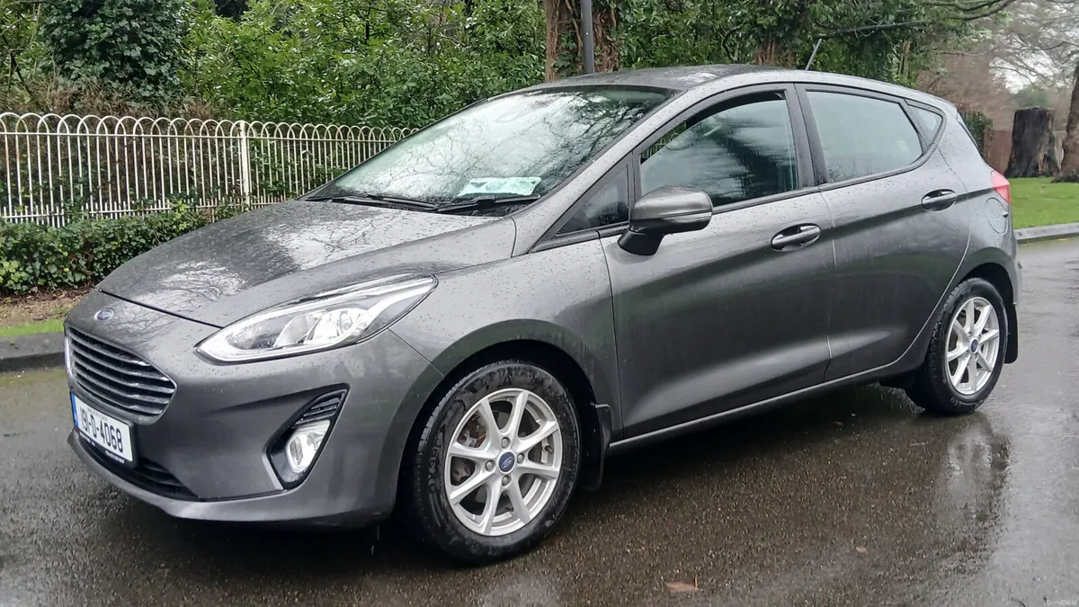 Ford Fiesta 2019 AUTOMATIC 1.0 TITANIUM 5dr - Image 2