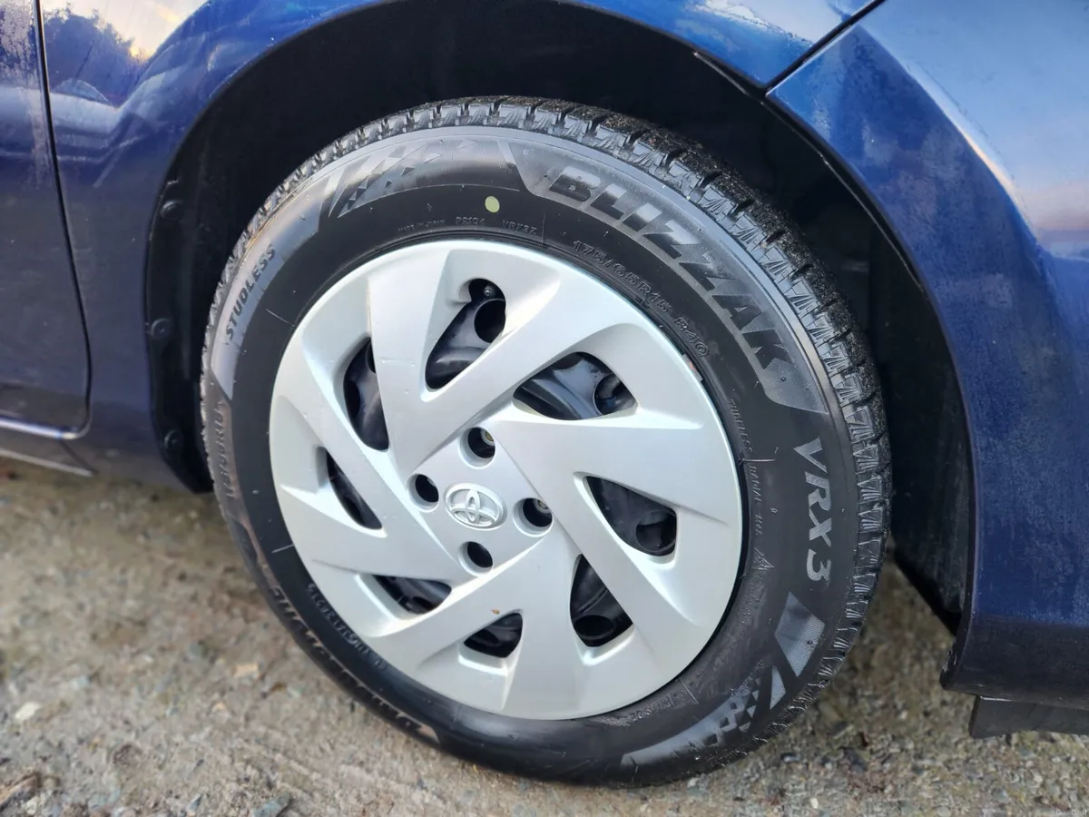 Toyota Aqua 2017 - Image 4