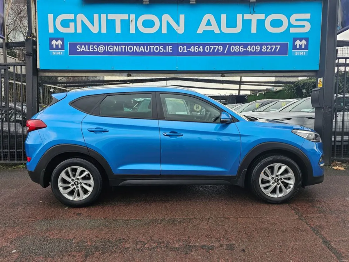 Hyundai Tucson EXECUTIVE MODEL, 1.7 CRDI, LOW MILE - Image 2