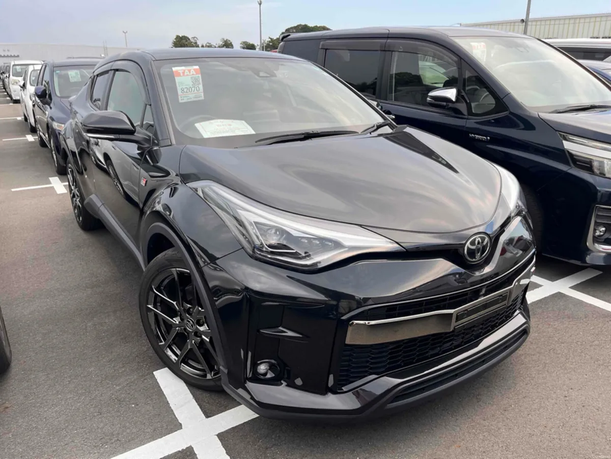 Toyota C-HR GR SPORT AUTOMATIC HYBRID 1.8 PETROL /