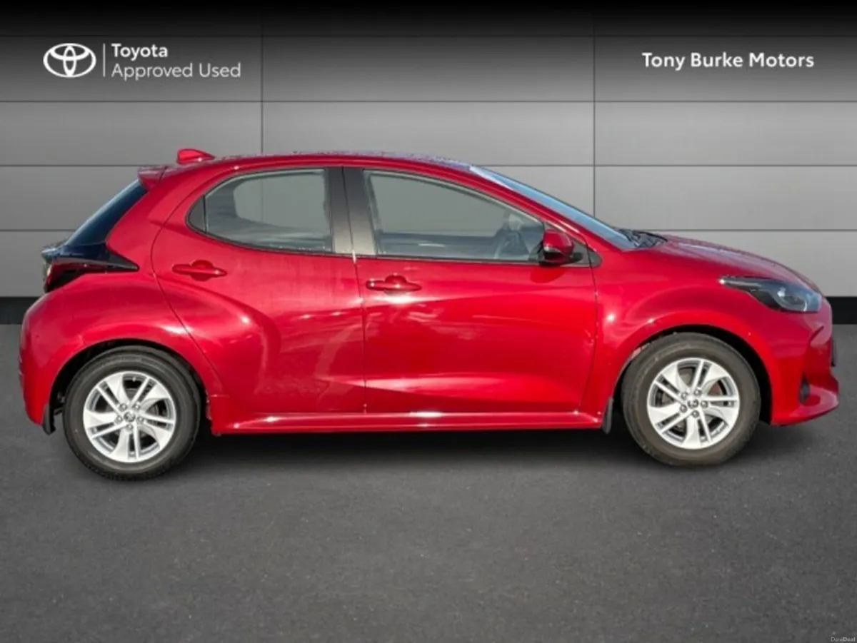 Toyota Yaris - Petrol - New Generation - Luna Edit - Image 3