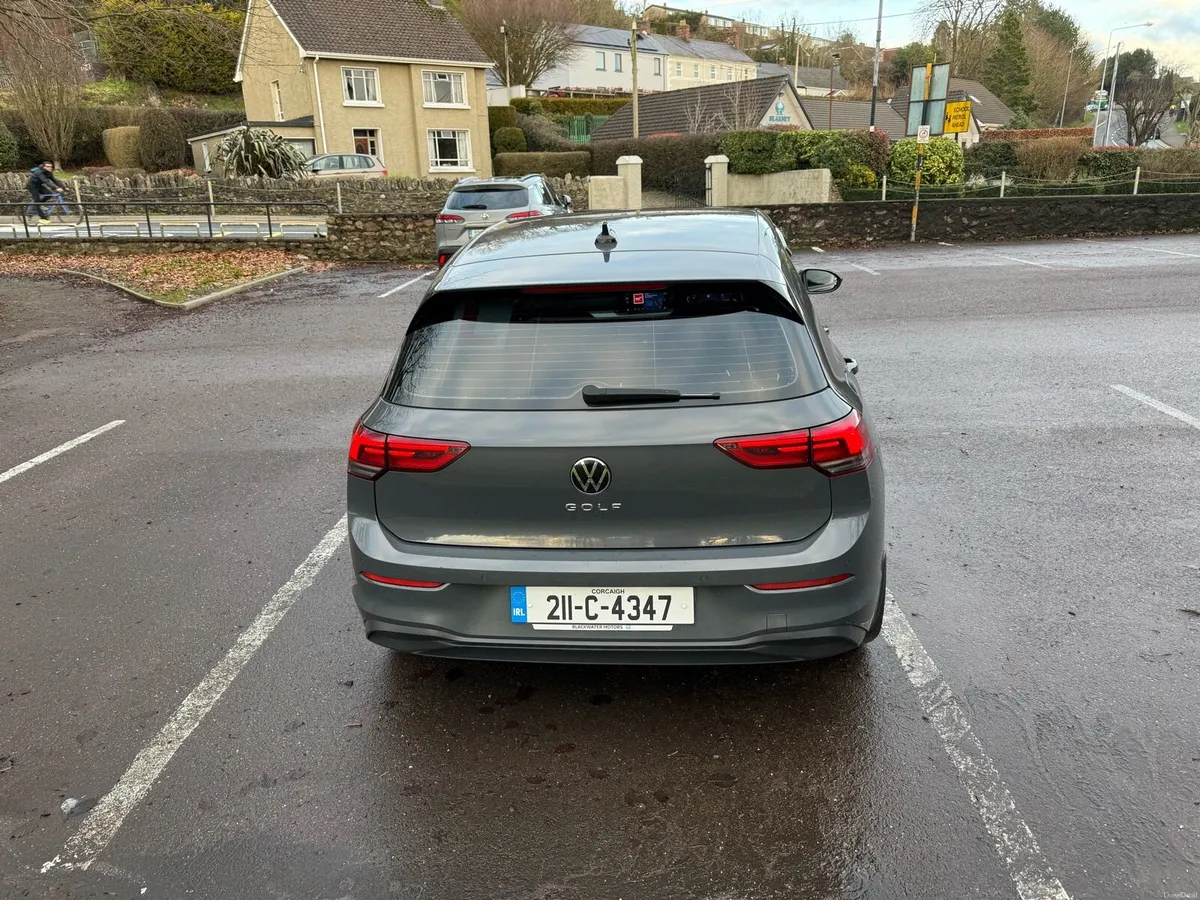 Volkswagen Golf 2021 - Image 2