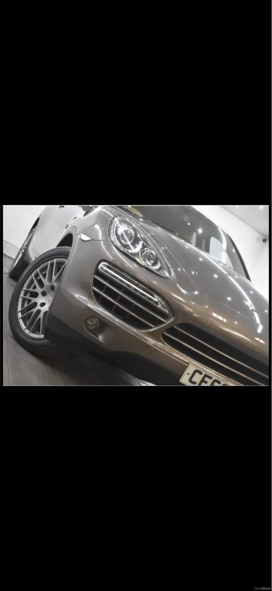 Porsche Cayenne S Hybrid - Image 3