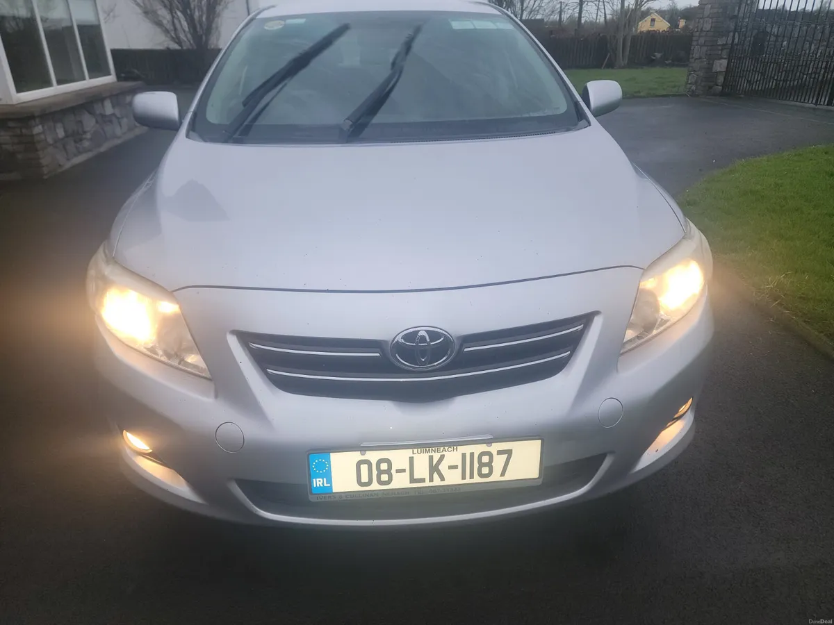 Toyota Corolla 2008 mark 085 2697260 - Image 2